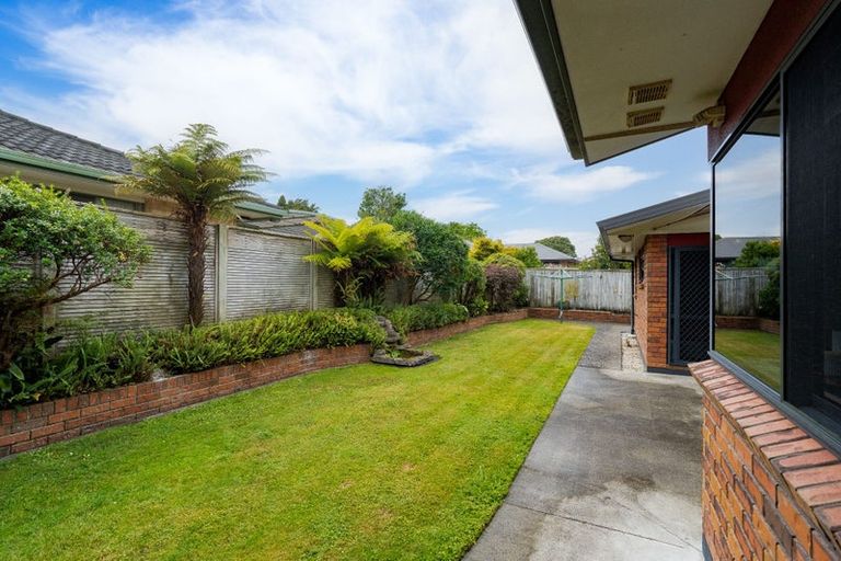 Photo of property in 1 Roseash Lane, Levin, 5510