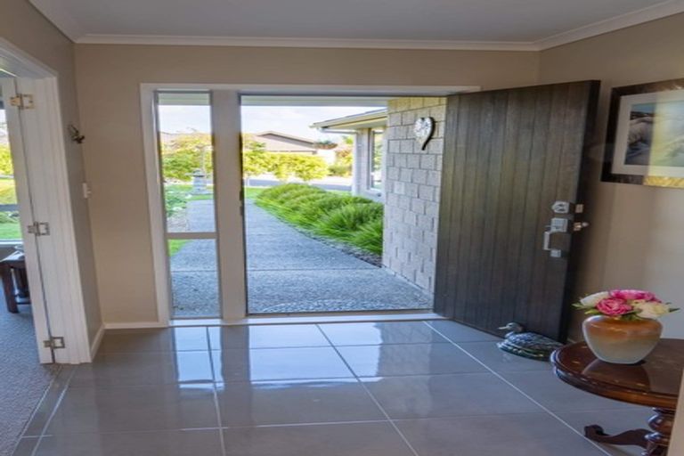Photo of property in 7 Laly Haddon Place, Matakana, Warkworth, 0985