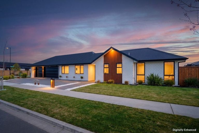 Photo of property in 30 Mcquillan Avenue, Woodend, 7610