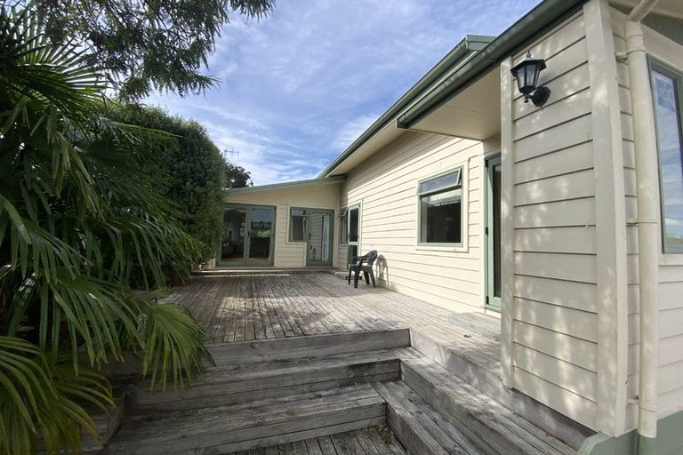 Photo of property in 66 Middle Road, Havelock North, 4130