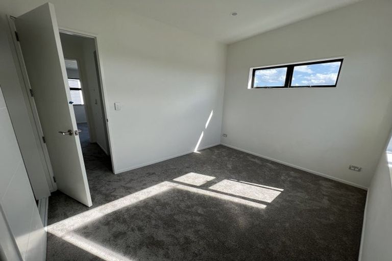 Photo of property in 123b Sunnynook Road, Forrest Hill, Auckland, 0620