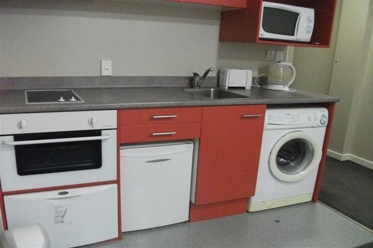 Photo of property in Aitken Street Apartments, 404/5 Aitken Street, Thorndon, Wellington, 6011