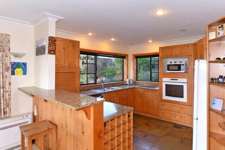 Photo of property in 14 D'urville Rise, Richmond, 7020