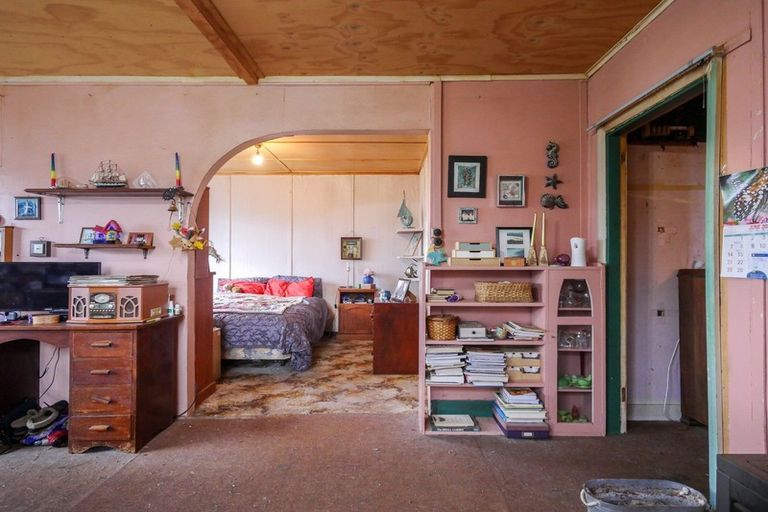 Photo of property in 750 Harington Point Road, Otakou, Dunedin, 9077