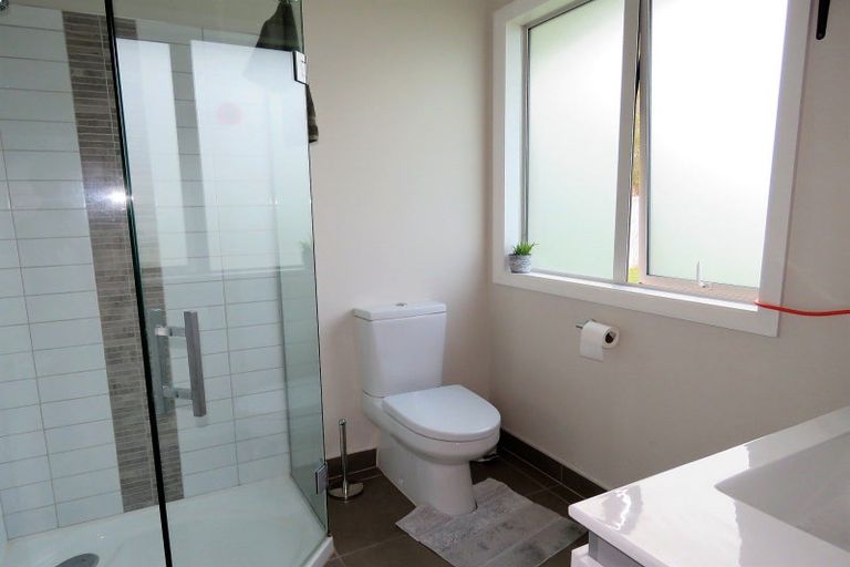 Photo of property in 96 Brougham Street, Westport, 7825