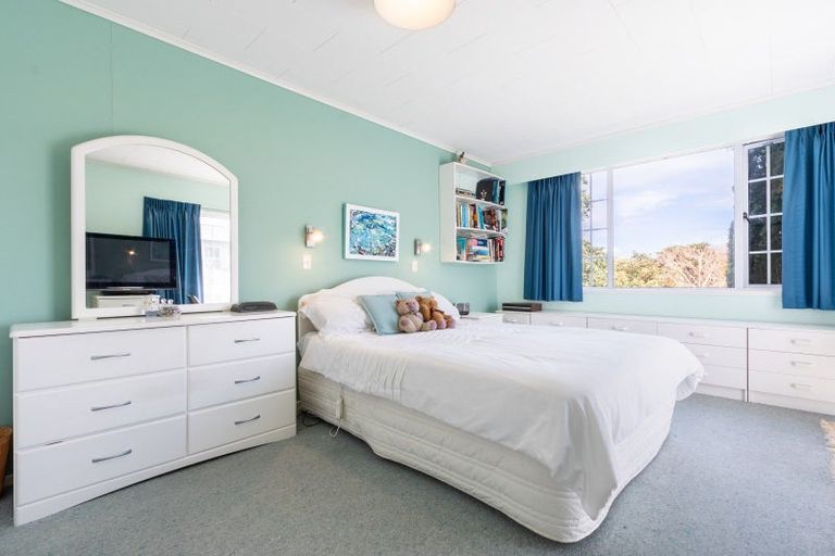 Photo of property in 32 Tui Road, Raumati Beach, Paraparaumu, 5032