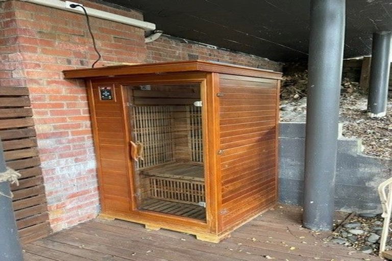 Photo of property in 88b Coronation Road, Hillcrest, Auckland, 0627