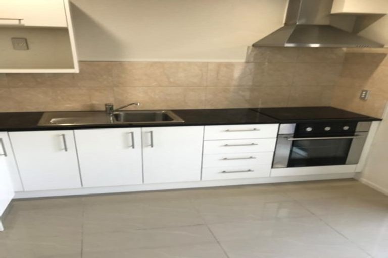 Photo of property in 3/3 Wallson Crescent, Wiri, Auckland, 2104