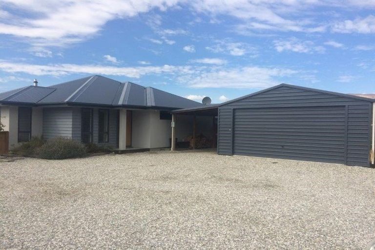 Photo of property in 4 Quinnat Street, Albert Town, Wanaka, 9305