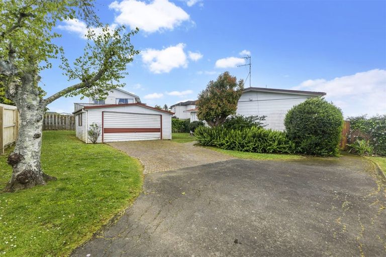 Photo of property in 174 Cascades Road, Pakuranga Heights, Auckland, 2010