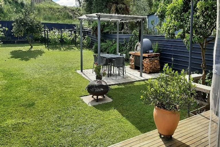 Photo of property in 18 Korari Crescent, Mangakino, 3421