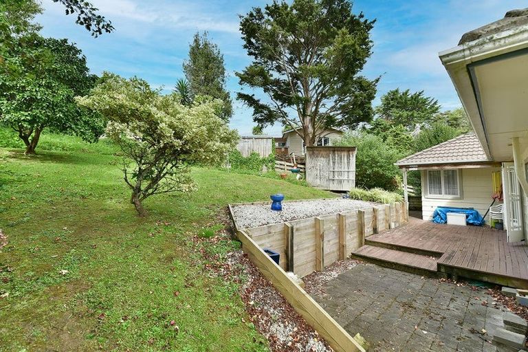 Photo of property in 31 William Hadlow Place, Hatfields Beach, Orewa, 0931