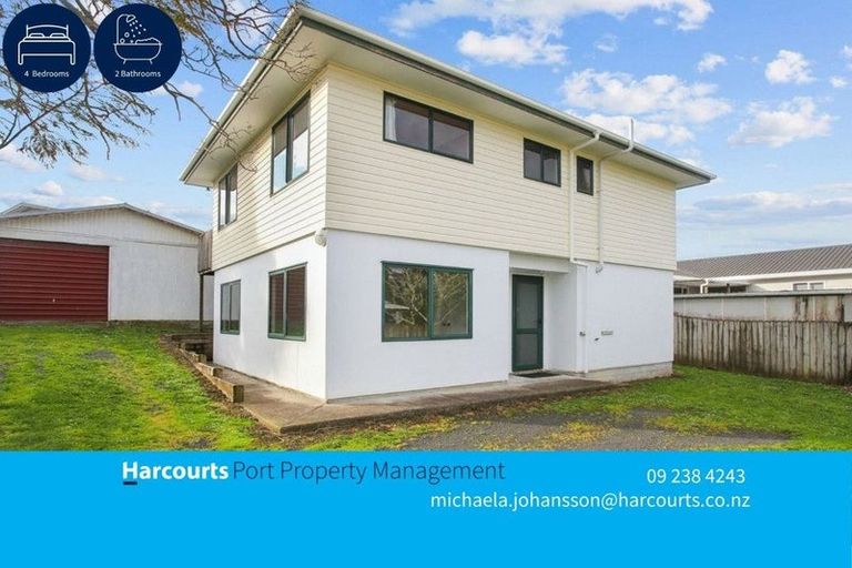 Photo of property in 33a Stevenson Road, Clarks Beach, 2122