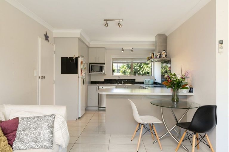 Photo of property in 2/9 Leander Street, Mount Maunganui, 3116