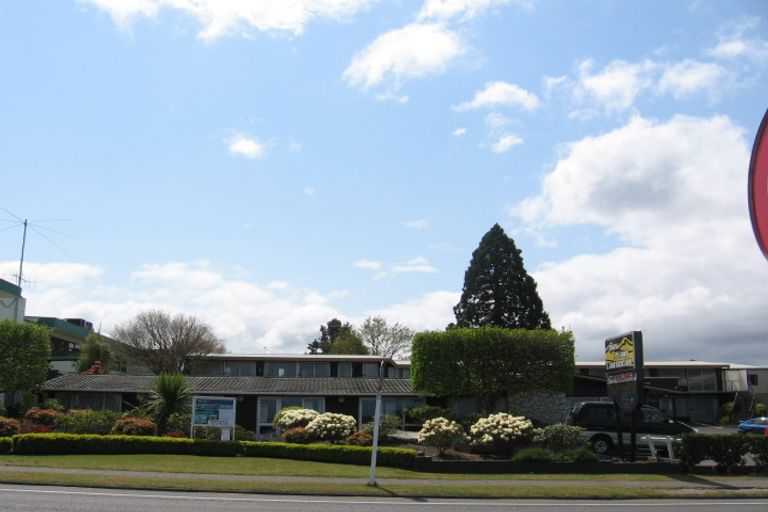Photo of property in 72 Lake Terrace, Taupo, 3330