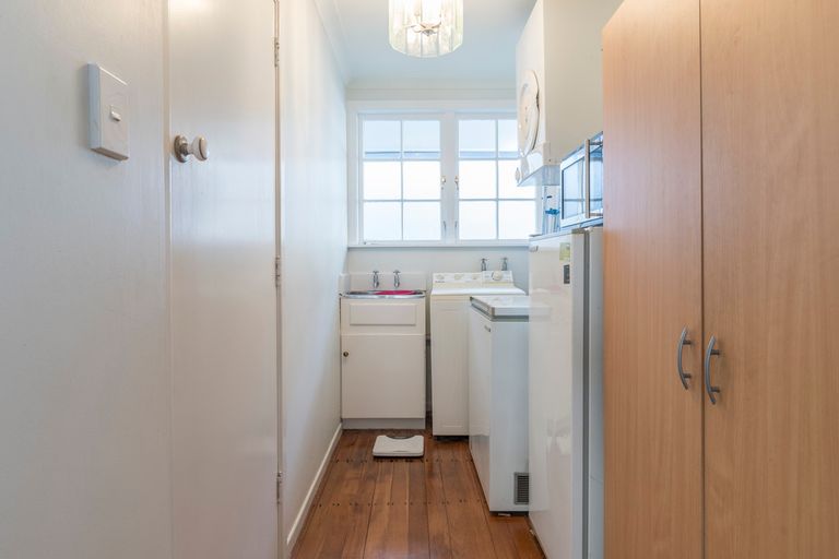 Photo of property in 19 Roderick Street, Otumoetai, Tauranga, 3110