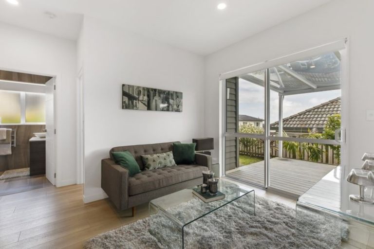 Photo of property in 128a Jeffs Road, Flat Bush, Auckland, 2016