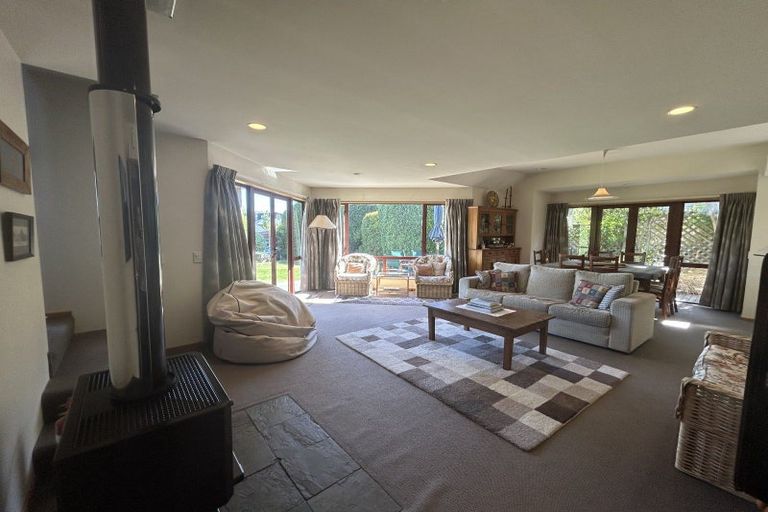 Photo of property in 10 Scaife Place, Wanaka, 9305