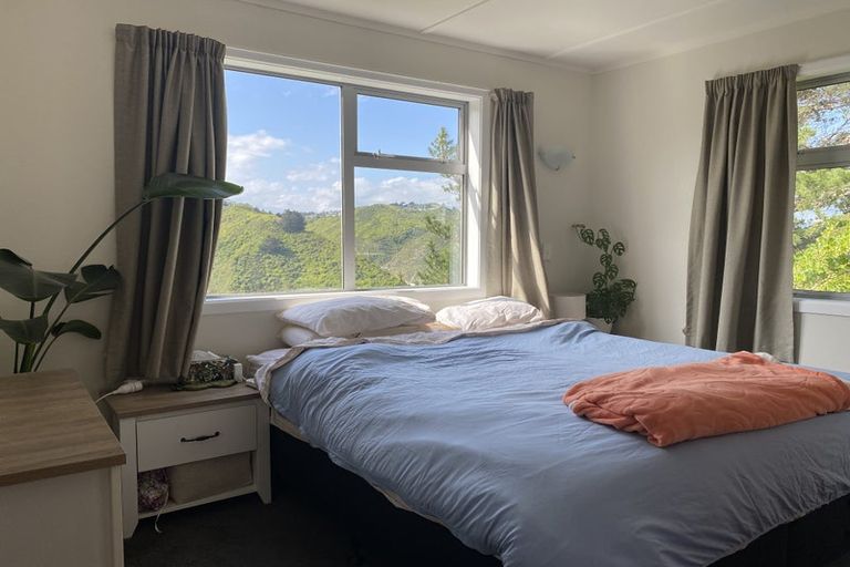 Photo of property in 1/63 Mandalay Terrace, Khandallah, Wellington, 6035