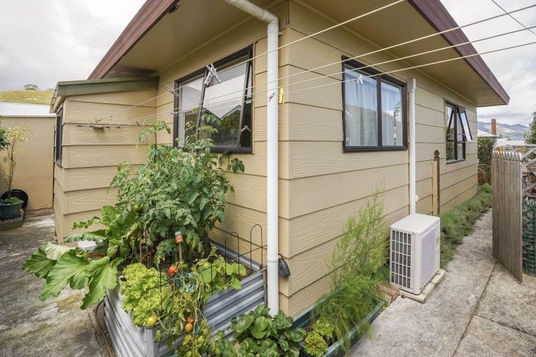 Photo of property in 1/27 Ranui Road, Stoke, Nelson, 7011