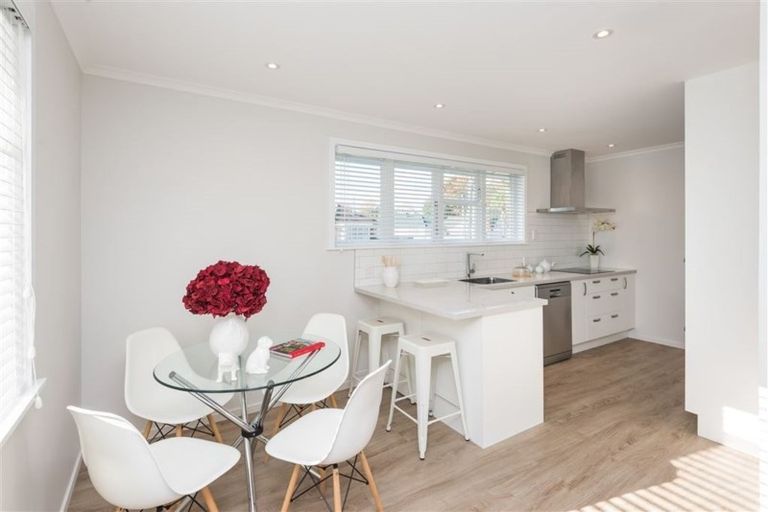 Photo of property in 15 Morley Street, Bryndwr, Christchurch, 8053