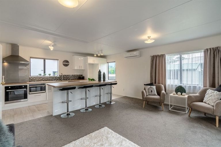 Photo of property in 21b Moana Road, Paraparaumu, 5032