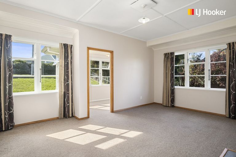 Photo of property in 52 Puketai Street, Andersons Bay, Dunedin, 9013