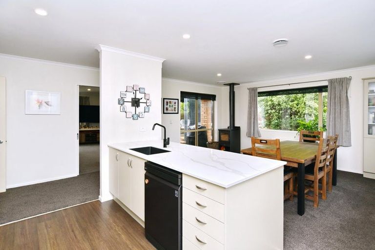Photo of property in 9 Puhara Avenue, Parklands, Christchurch, 8083