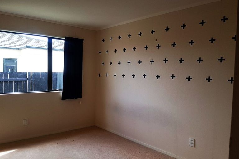 Photo of property in 46 Dalfield Place, Highbury, Palmerston North, 4412