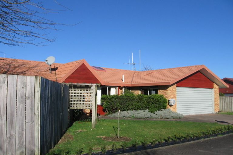Photo of property in 24 Halcione Close, Flagstaff, Hamilton, 3210