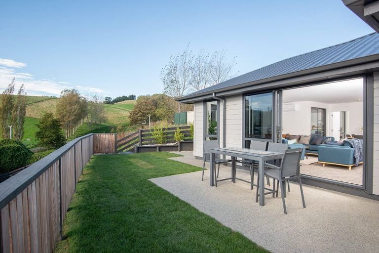 Photo of property in 5 Ella Lane, Green Island, Dunedin, 9018