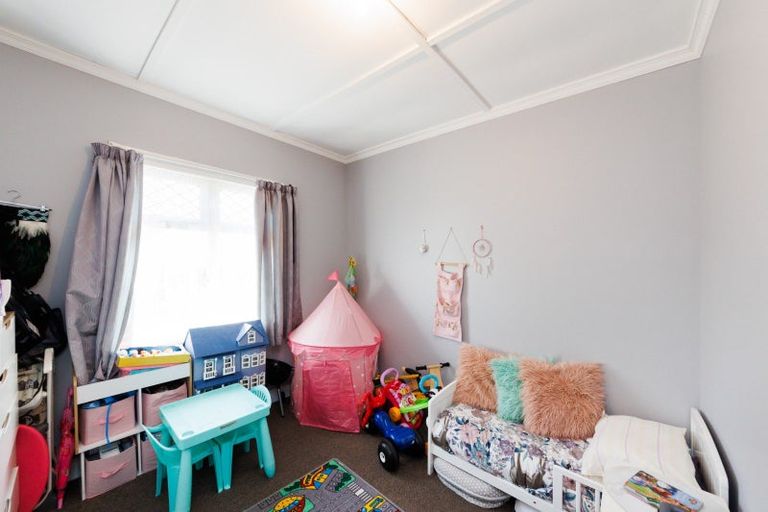 Photo of property in 2 Willis Street, Marton, 4710