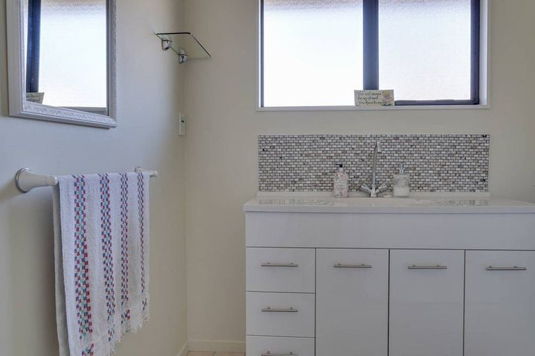 Photo of property in 21 Hope Drive, Witherlea, Blenheim, 7201