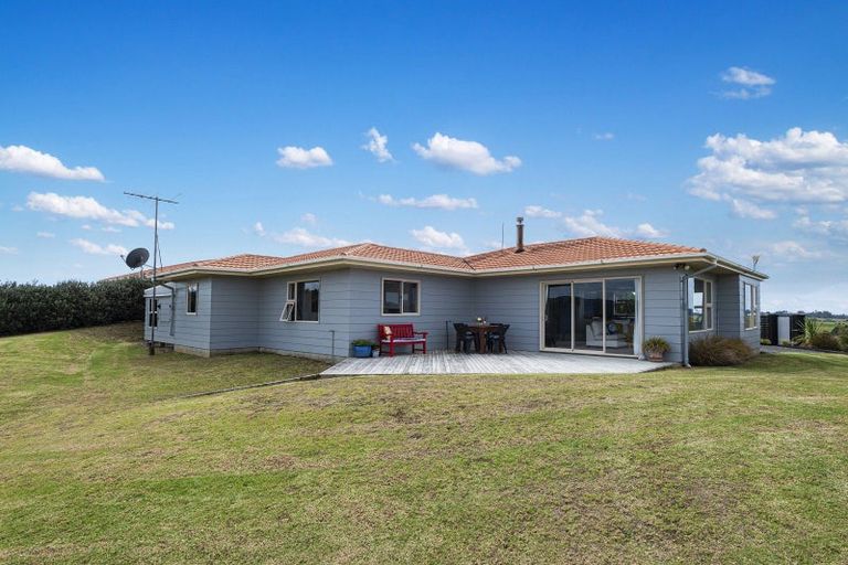Photo of property in 347 Campbell Road, Parua Bay, Onerahi, 0192