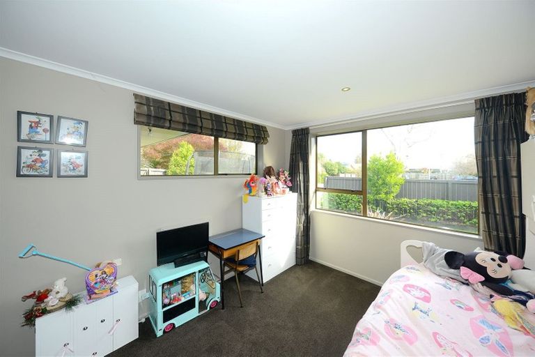 Photo of property in 49 Sefton Street, Belfast, Christchurch, 8051