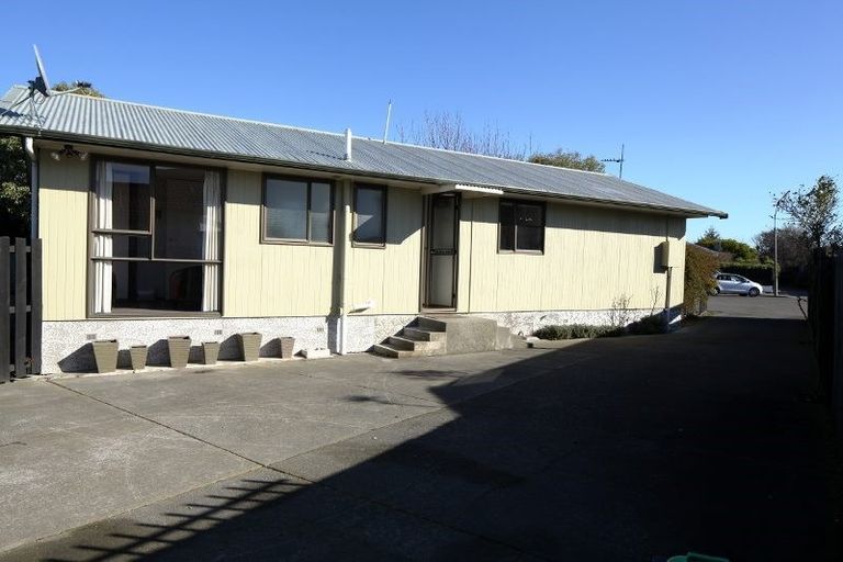 Photo of property in 15 Wanstead Place, Woolston, Christchurch, 8062