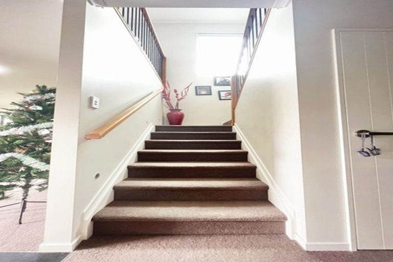 Photo of property in 4 Aster Place, Flat Bush, Auckland, 2019