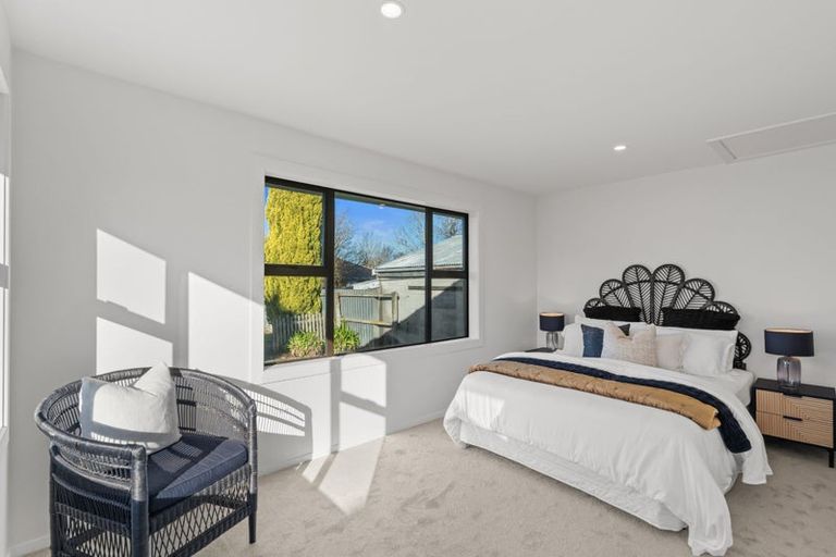 Photo of property in 68 Russley Road, Russley, Christchurch, 8042
