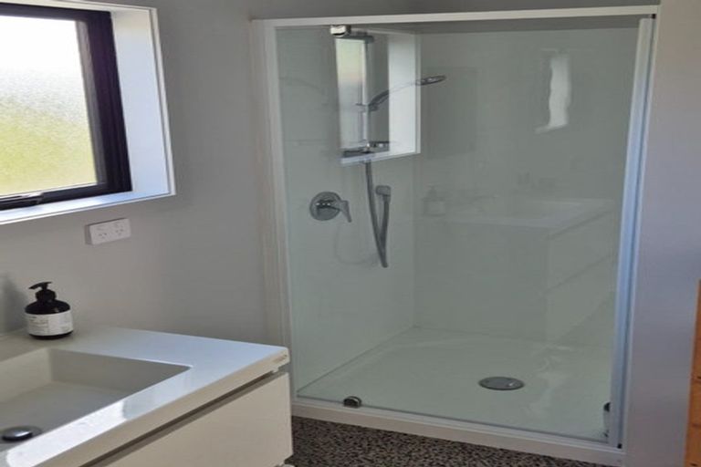 Photo of property in 330 Cable Bay Block Road, Cable Bay, 0420