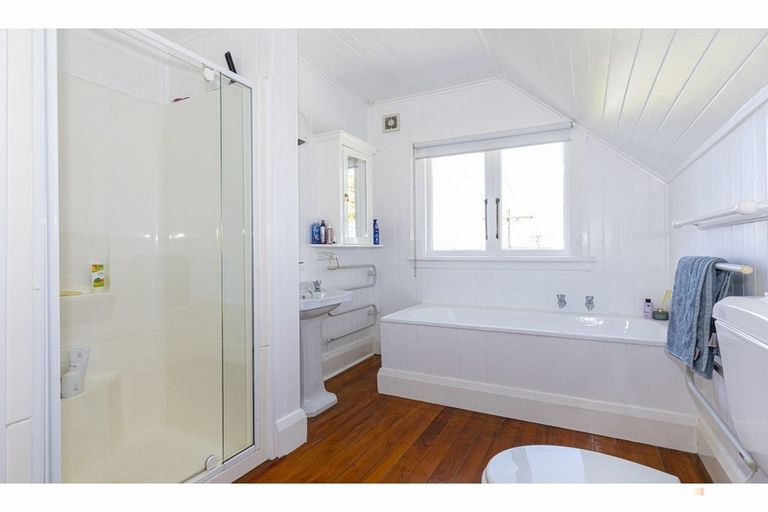 Photo of property in 104 School Road, Pleasant Valley, Geraldine, 7991