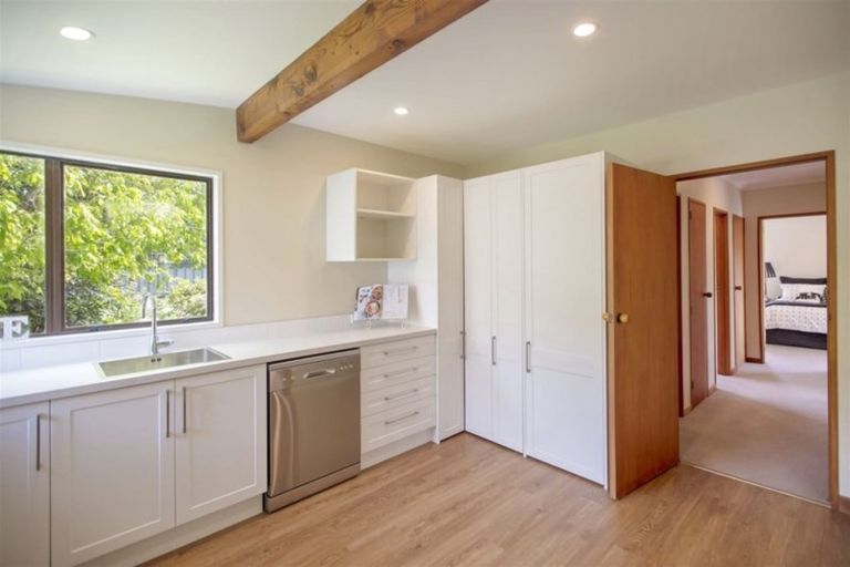 Photo of property in 63 Flinders Road, Heathcote Valley, Christchurch, 8022