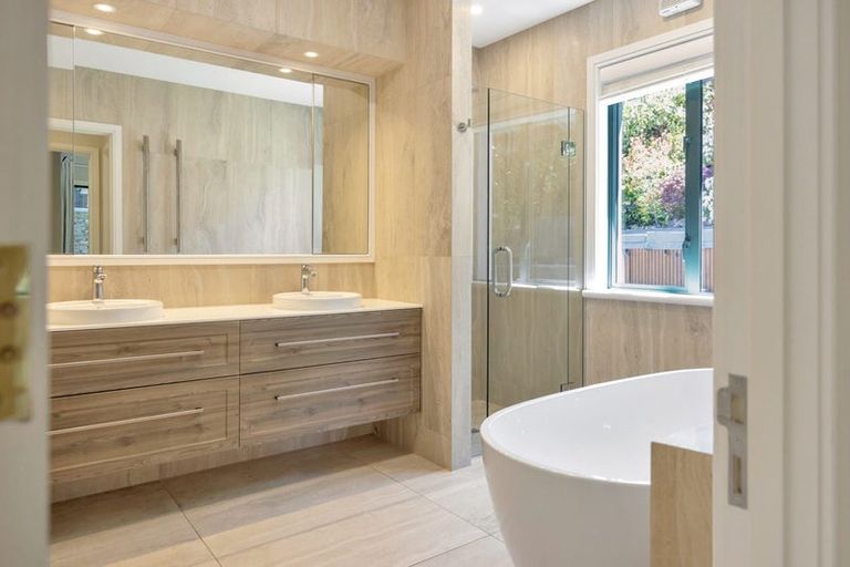 Photo of property in 148 Park Street, Queenstown, 9300