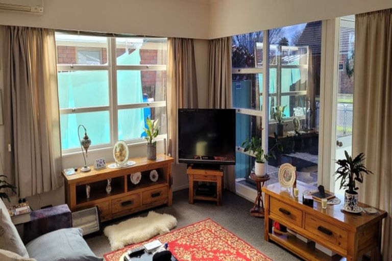 Photo of property in 1/49 East Street, Papakura, 2110