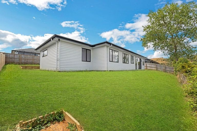 Photo of property in 39b Leathem Crescent, Pokeno, 2402