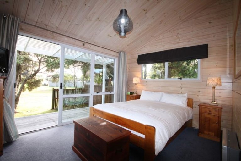 Photo of property in 3 Bonanza Place, Pauanui, Hikuai, 3579