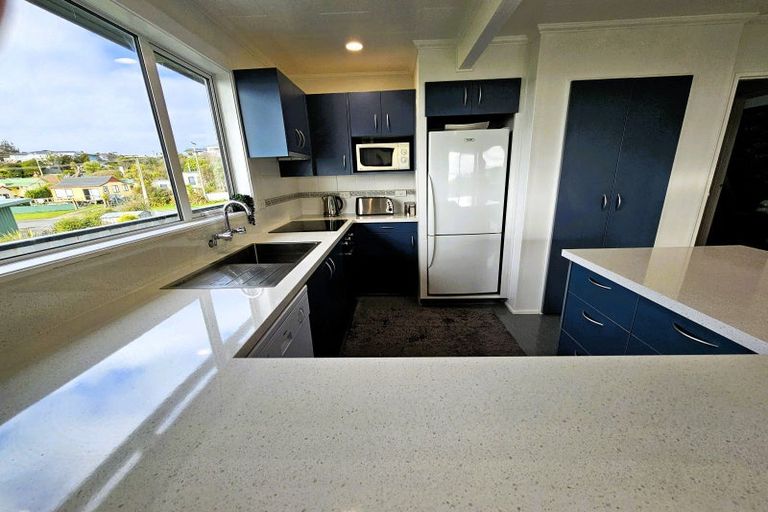 Photo of property in 10 Rimu Street, Kaka Point, Balclutha, 9271