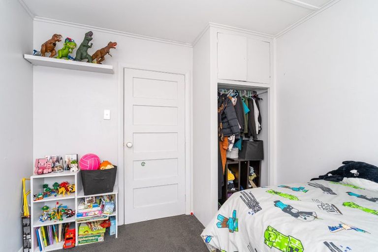 Photo of property in 26 Johnson Street, Milton, 9220