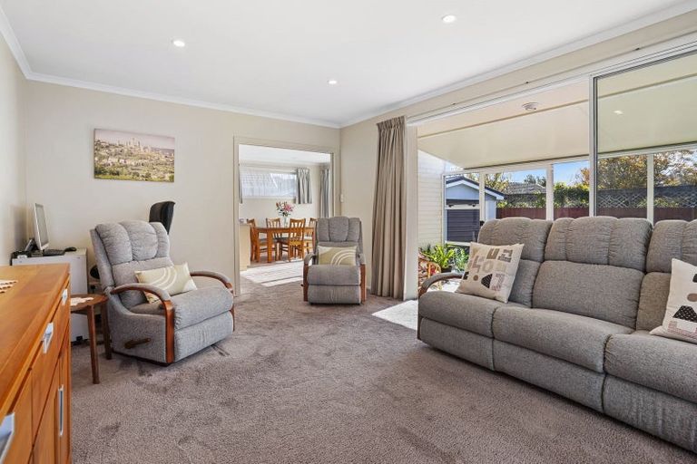 Photo of property in 14 Hilldale Place, Hillsborough, Christchurch, 8022