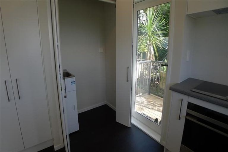 Photo of property in 24 Paewai Road, Glen Eden, Auckland, 0602
