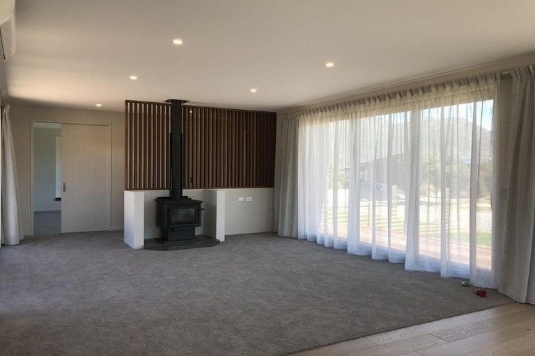 Photo of property in 38 Westview Road, Wanaka, 9305